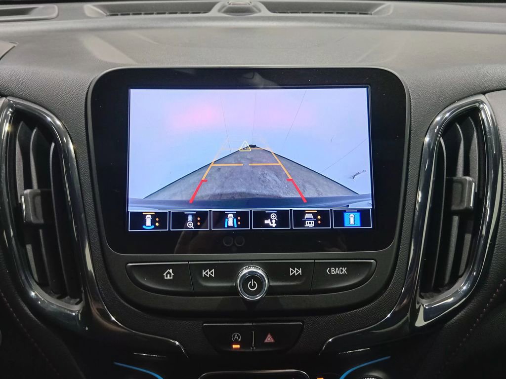 Used 2023 Chevrolet Equinox RS AWD/4WD image 21