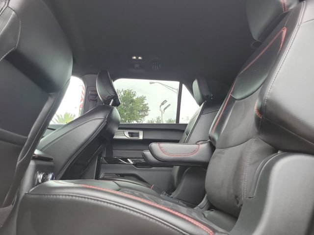 Certified 2022 Ford Explorer ST-Line RWD image 9