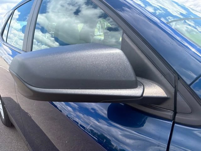 Used 2023 Chevrolet Equinox LS w/ LPO, Cargo Package FWD image 5