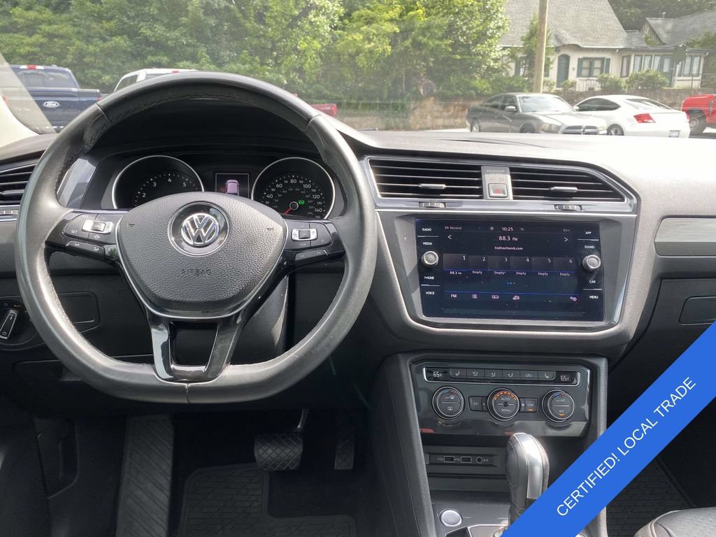 Used 2020 Volkswagen Tiguan SE AWD/4WD image 12