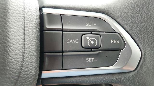 Used 2024 Jeep Compass Latitude AWD/4WD image 23