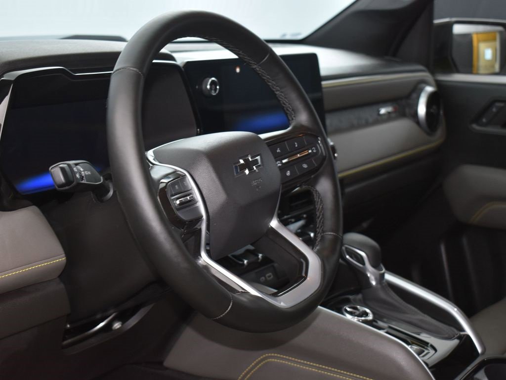 Used 2024 Chevrolet Colorado ZR2 w/ ZR2 Convenience Package III image 8