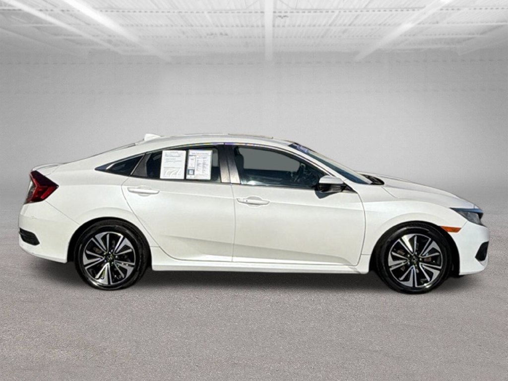 Used 2017 Honda Civic EX-T image 12