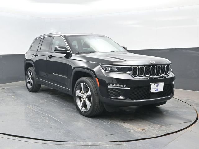 Used 2023 Jeep Grand Cherokee Limited AWD/4WD image 2