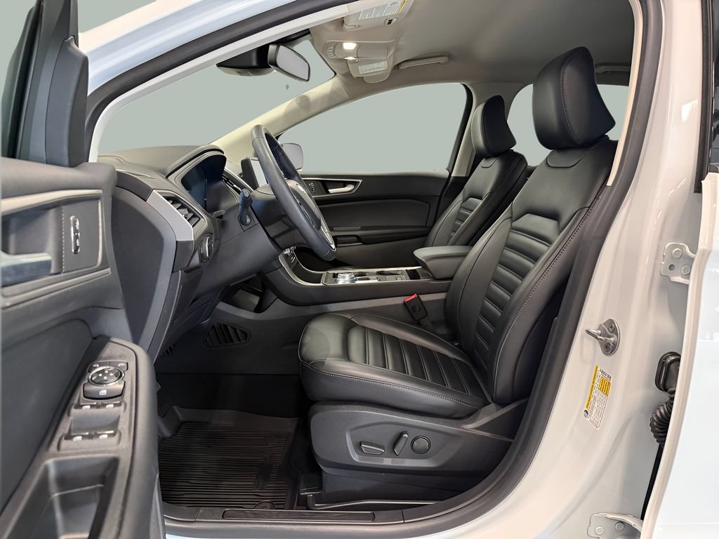Certified 2024 Ford Edge SEL w/ Convenience Package AWD/4WD image 14