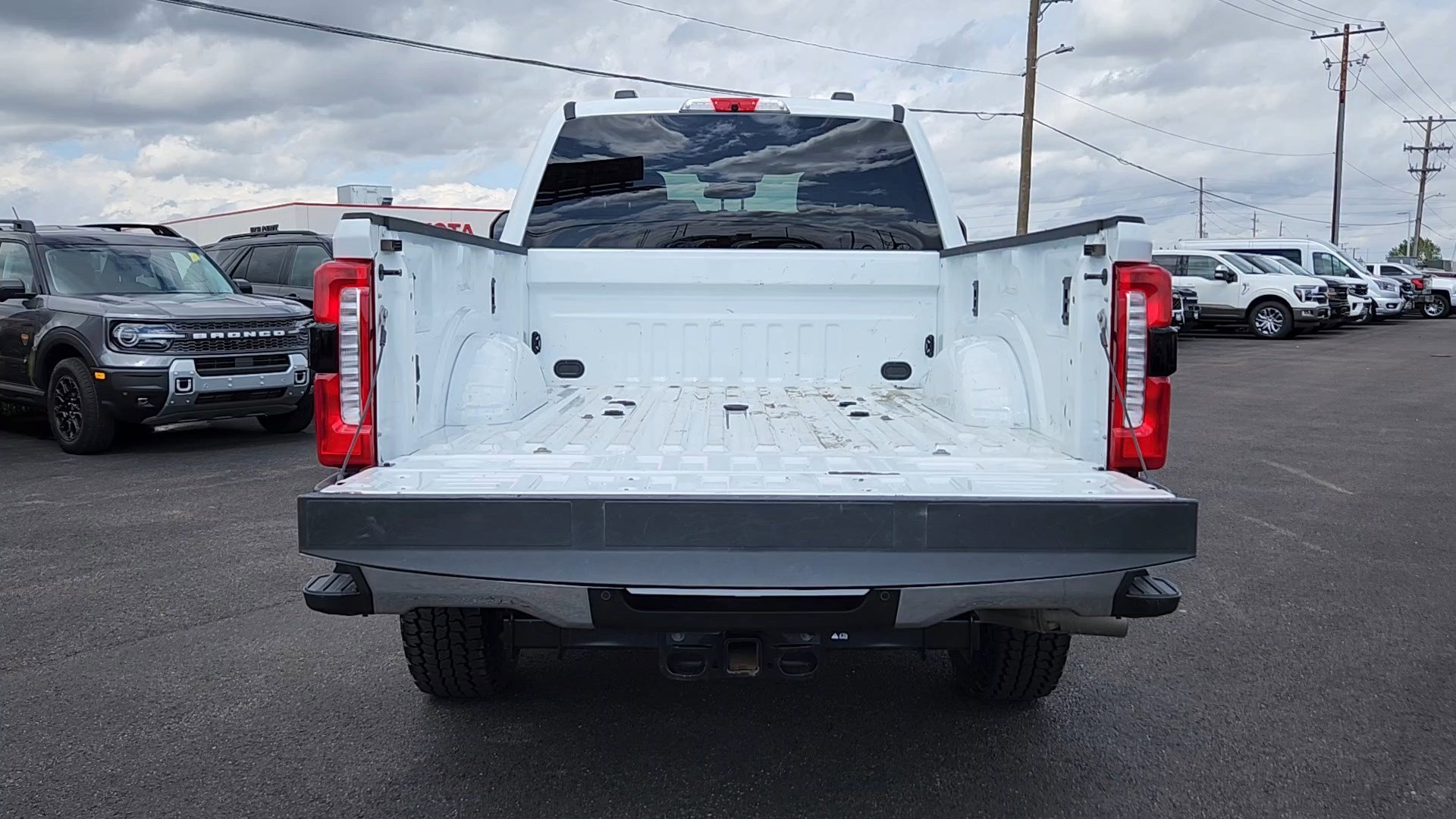 Certified 2025 Ford F250 Lariat AWD/4WD image 18