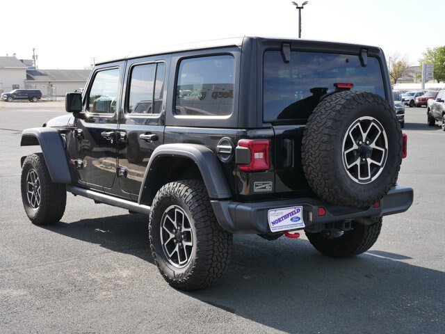 Used 2024 Jeep Wrangler Unlimited Rubicon AWD/4WD image 6