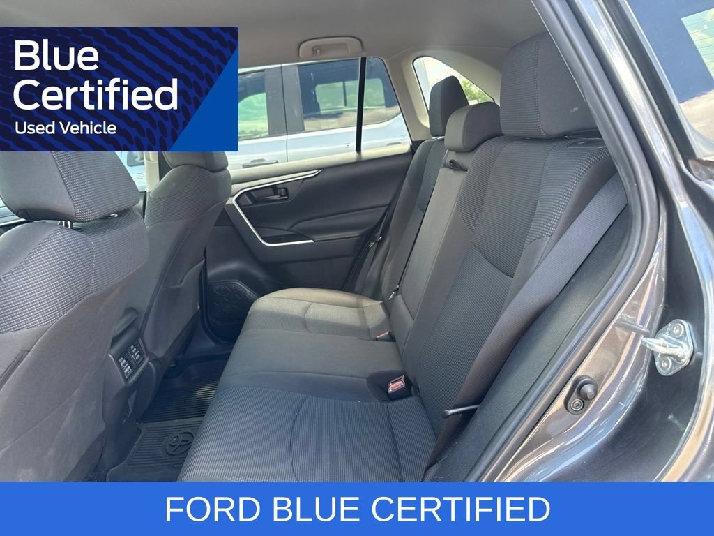 Used 2023 Toyota RAV4 LE FWD image 5
