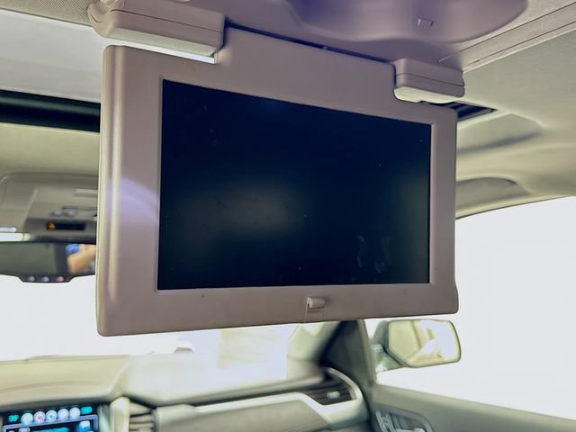 Used 2019 Chevrolet Suburban LT AWD/4WD image 27