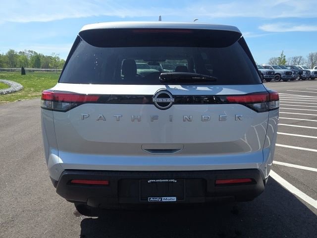 Used 2025 Nissan Pathfinder SV FWD image 9