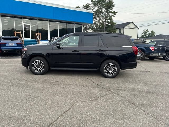 Certified 2025 Ford Expedition Active AWD/4WD image 17