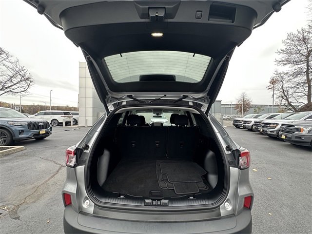 Certified 2022 Ford Escape SE w/ Convenience Package image 41