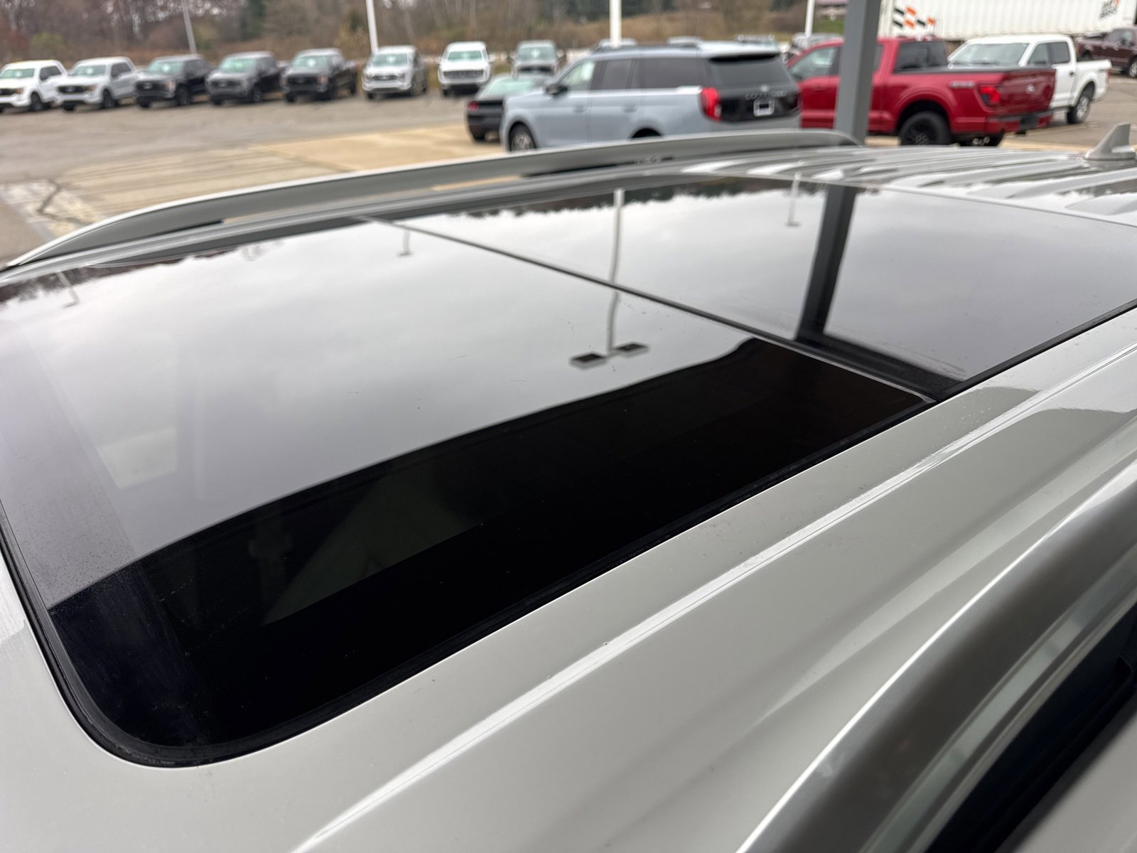 Certified 2023 Ford Explorer Limited w/ Limited Technology Package image 24