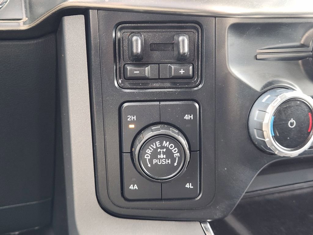 Certified 2023 Ford F150 Lariat w/ Equipment Group 502A High image 19