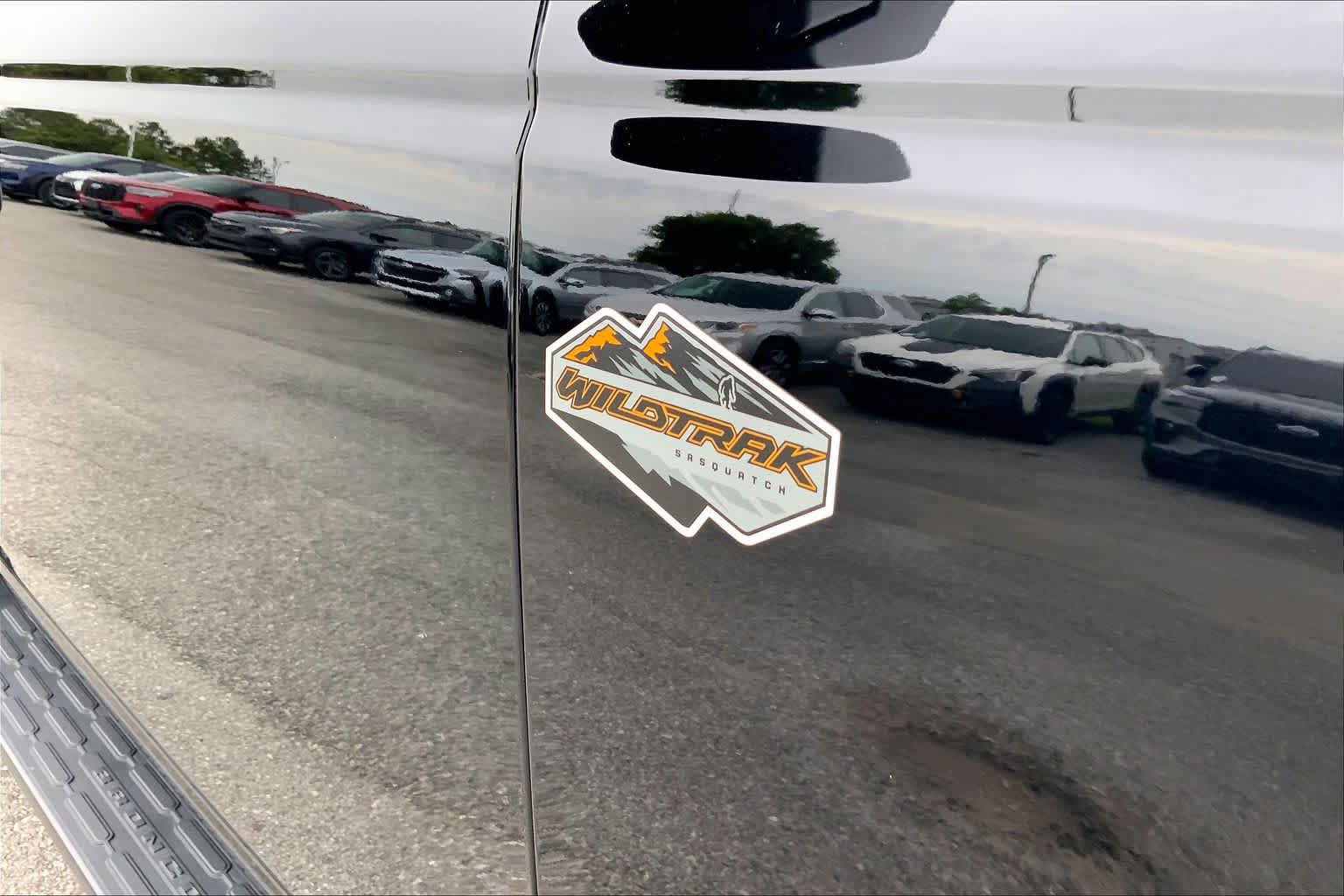Certified 2024 Ford Bronco Wildtrak AWD/4WD image 10