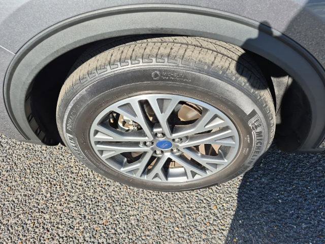 Certified 2022 Ford Escape SEL AWD/4WD image 22
