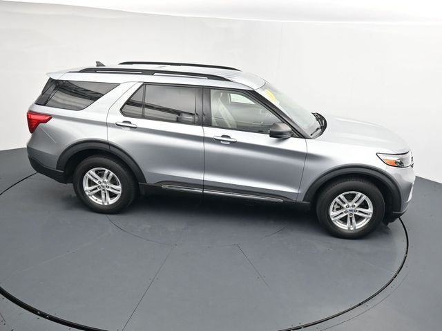 Certified 2022 Ford Explorer XLT w/ Equipment Group 202A AWD/4WD image 36