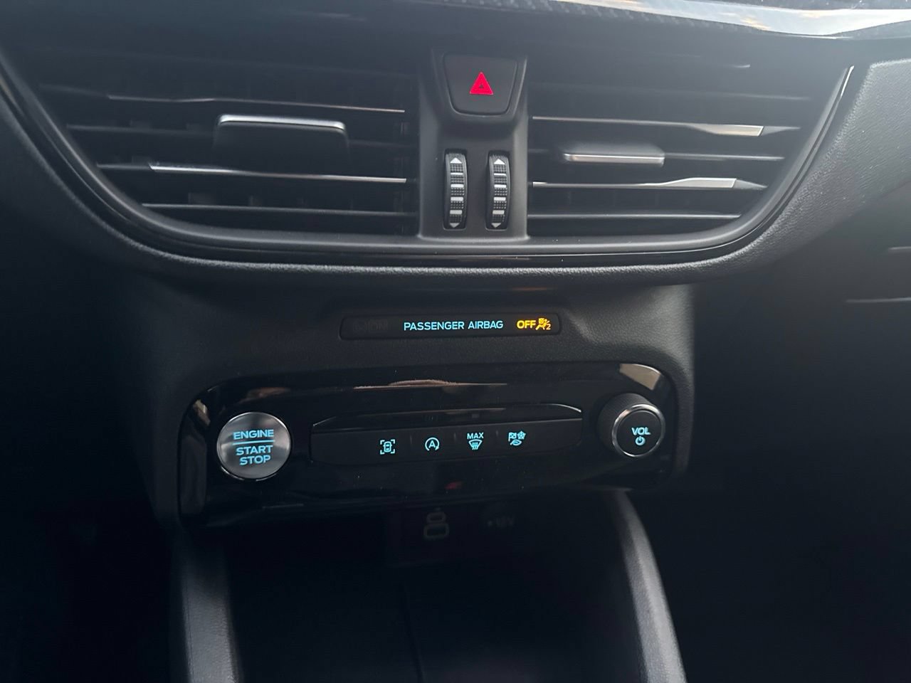 Certified 2026 Ford Escape ST-Line w/ Tech Pack #1 FWD image 13