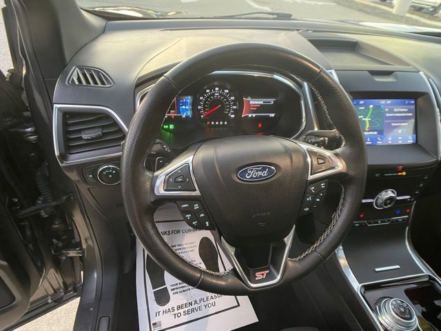 Certified 2020 Ford Edge ST w/ Equipment Group 401A image 18