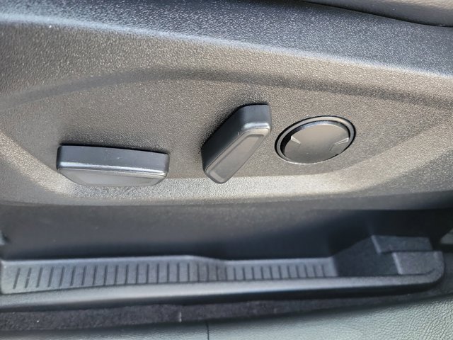 Certified 2023 Ford Edge ST-Line image 23