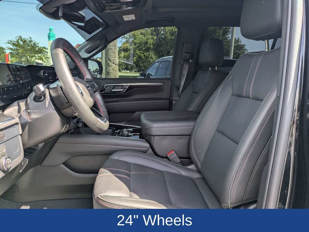 Used 2026 Chevrolet Suburban RST w/ RST Capability Package AWD/4WD image 15