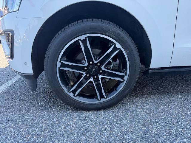 Certified 2021 Ford Expedition Limited image 23