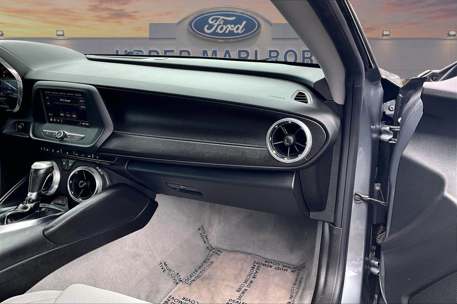 Used 2019 Chevrolet Camaro LT RWD image 17