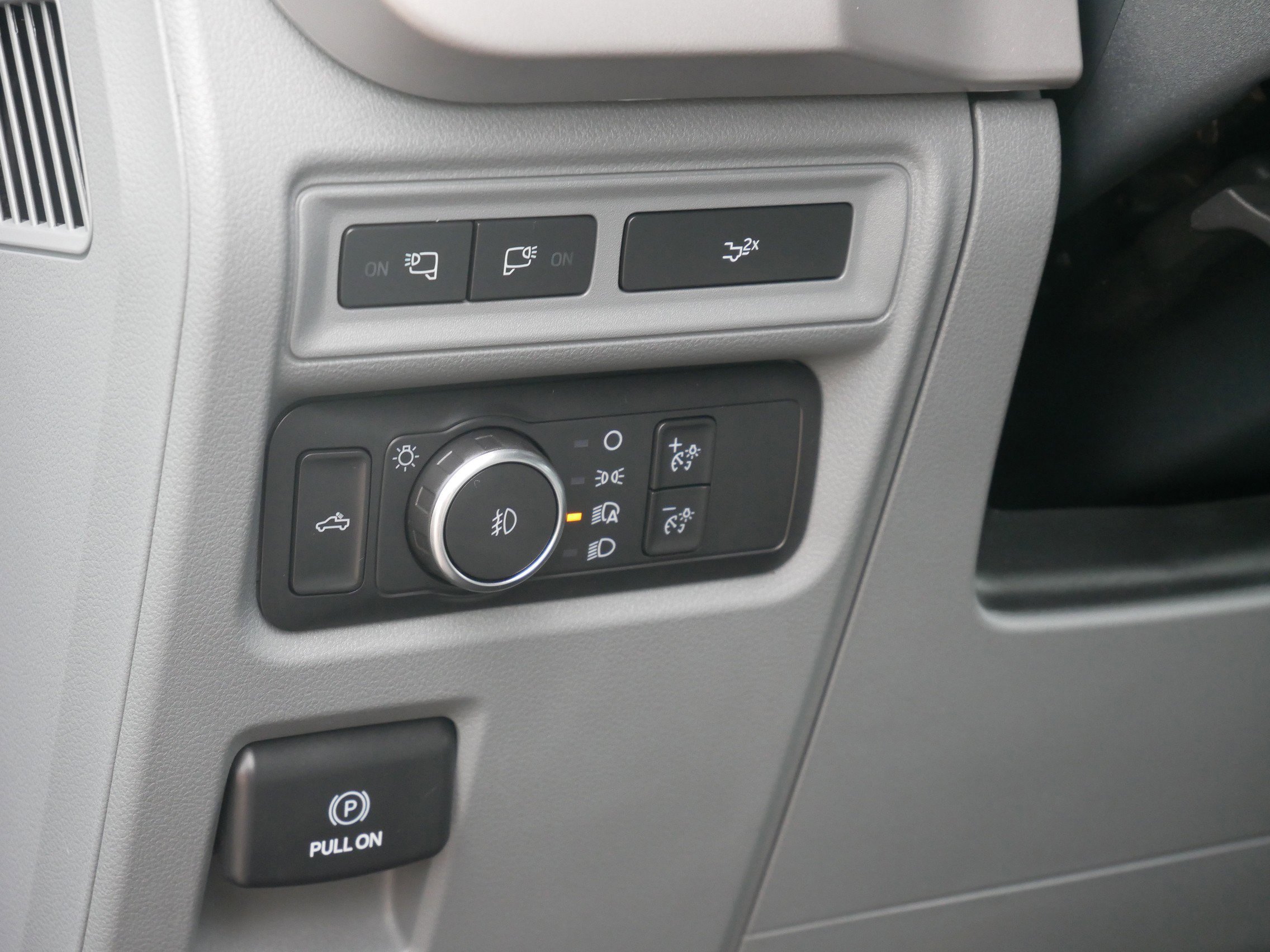 Certified 2022 Ford F150 XLT w/ Equipment Group 302A High image 16