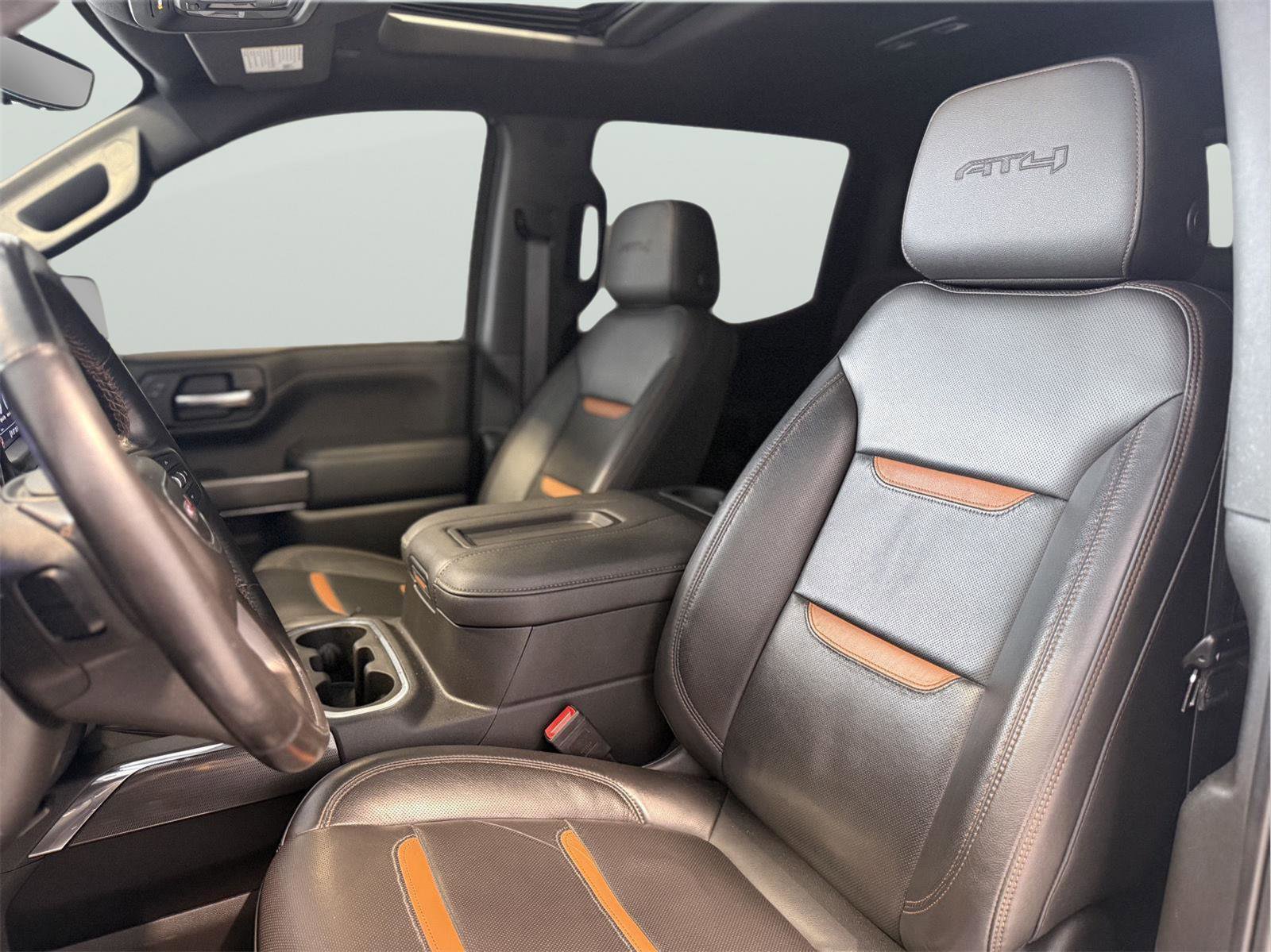 Used 2022 GMC Sierra 1500 AT4 w/ AT4 Premium Package image 9