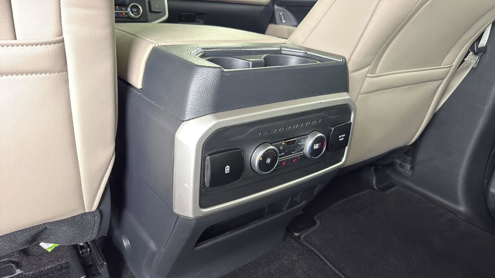 Certified 2022 Ford Expedition Limited image 28