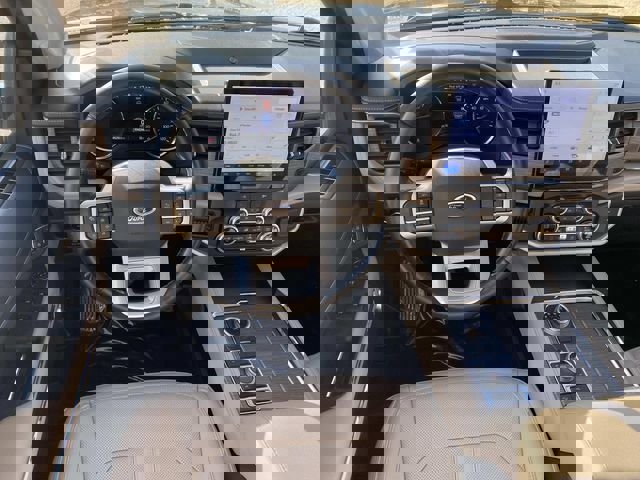 Certified 2024 Ford Expedition Limited image 25