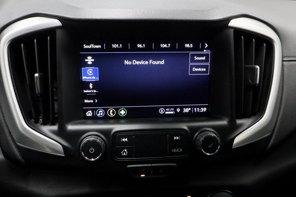 Used 2024 GMC Terrain SLT image 10