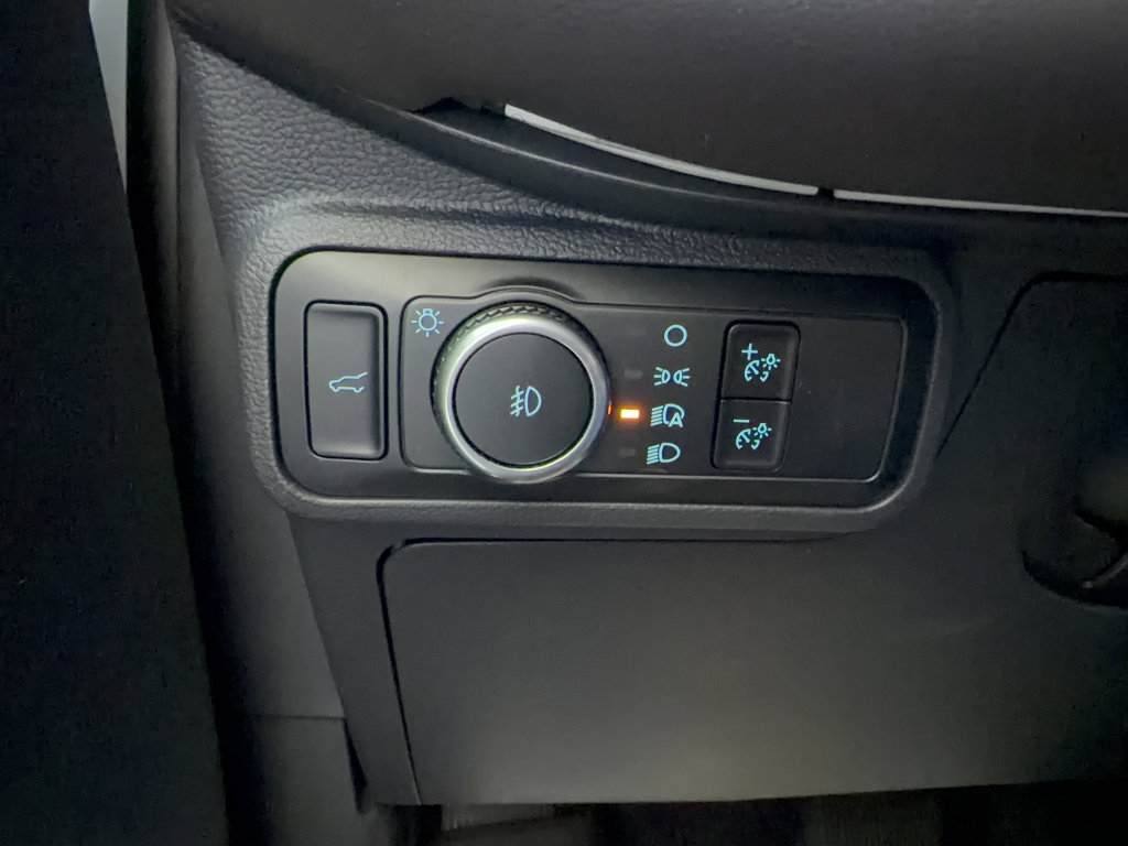 Certified 2025 Ford Explorer Platinum image 28