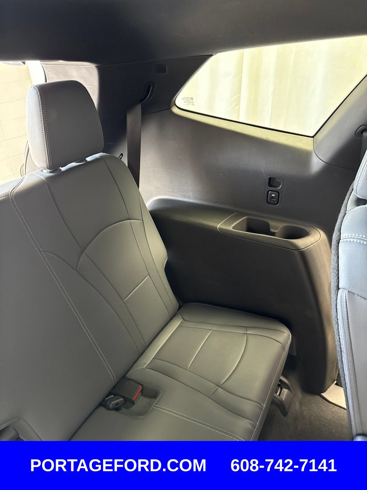 Used 2024 Buick Enclave Premium AWD/4WD image 37