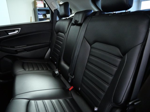 Certified 2024 Ford Edge SEL w/ Convenience Package AWD/4WD image 15