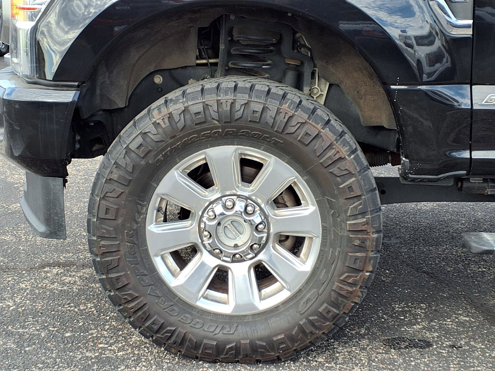 Certified 2020 Ford F250 Platinum w/ FX4 Off-Road Package image 21