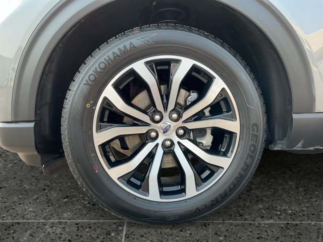 Certified 2025 Ford Explorer ST-Line AWD/4WD image 14