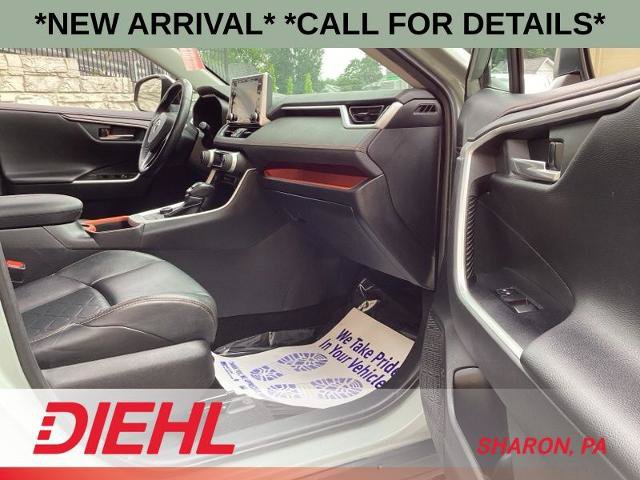 Used 2020 Toyota RAV4 Adventure AWD/4WD image 25