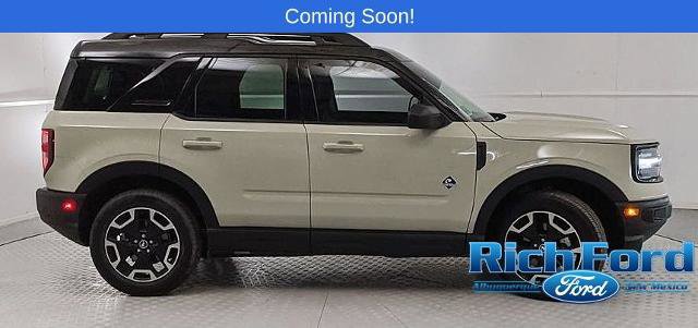 Certified 2024 Ford Bronco Sport Outer Banks w/ Tech Package image 2