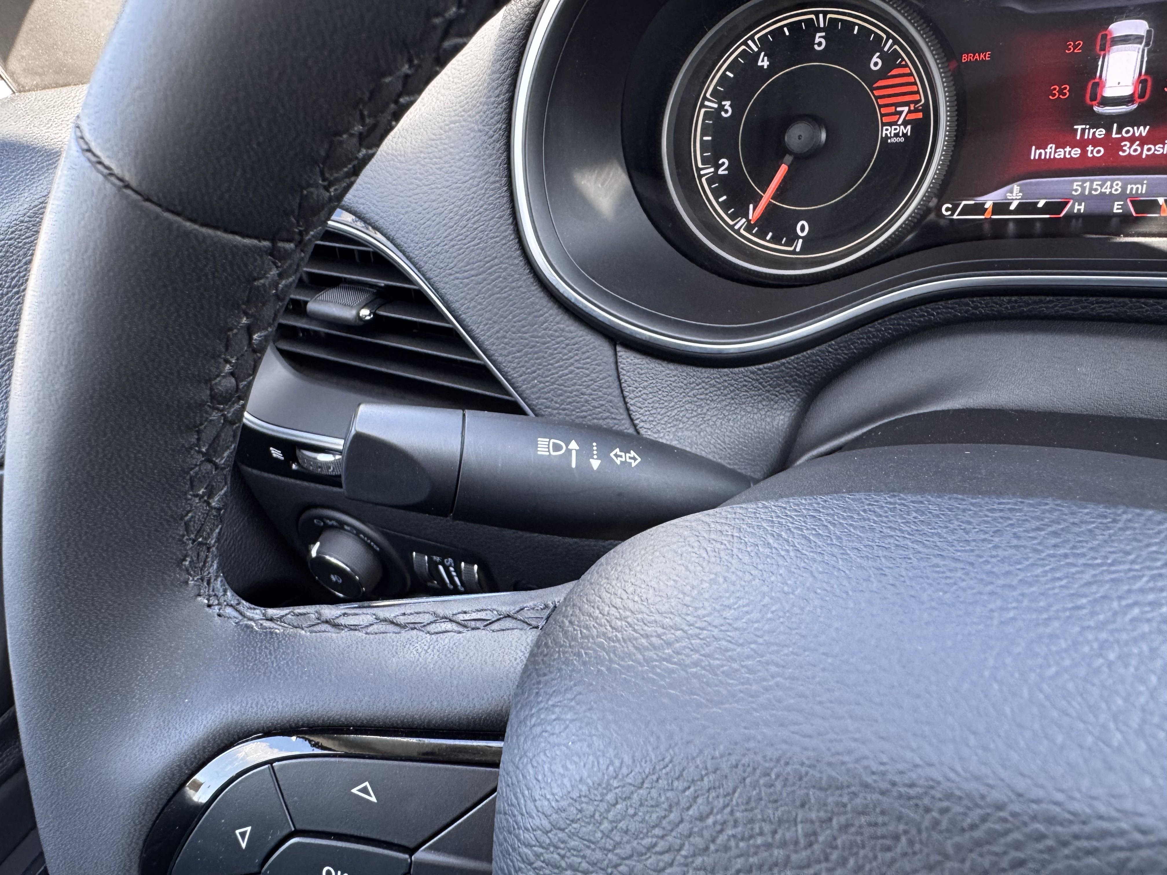 Used 2023 Jeep Cherokee Altitude Lux image 16