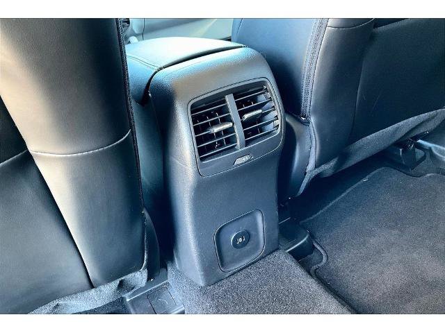 Certified 2024 Ford Escape SE FWD image 10