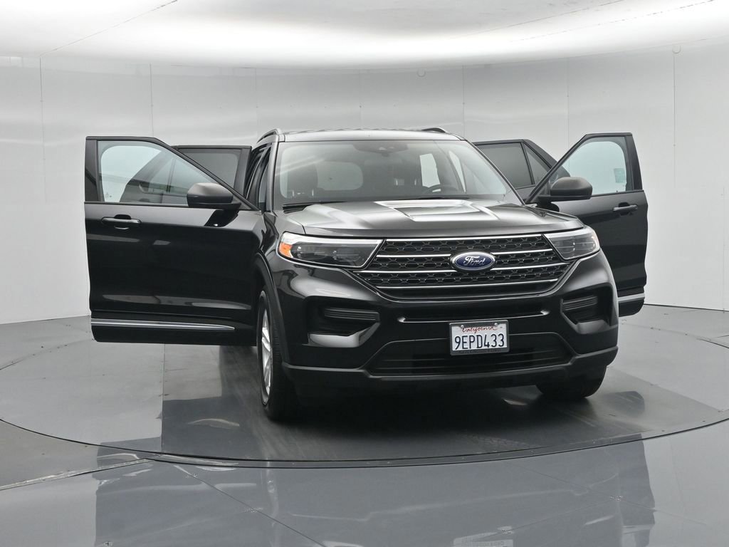 Certified 2022 Ford Explorer XLT image 57