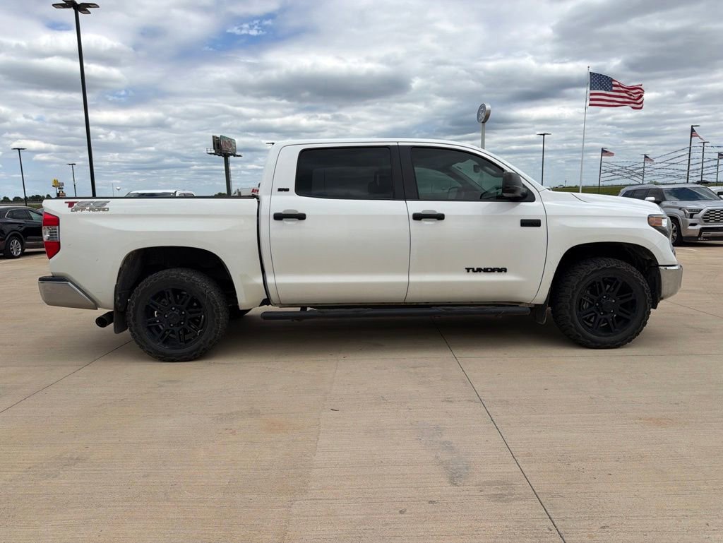 Used 2020 Toyota Tundra SR5 w/ SR5 Upgrade Package AWD/4WD image 5