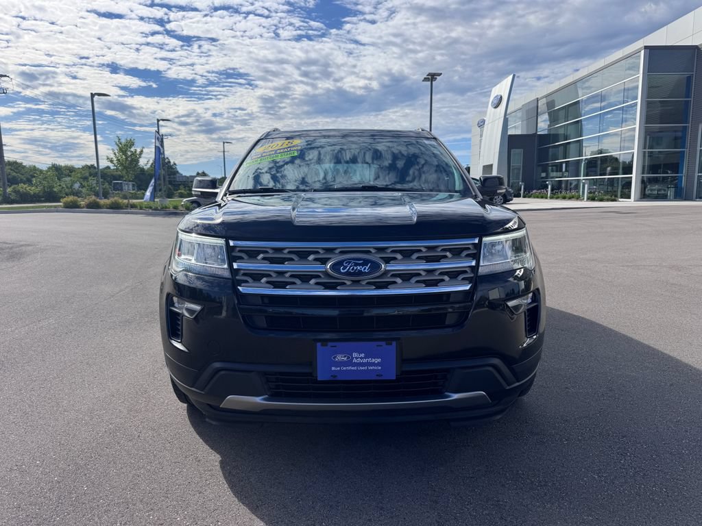 Certified 2018 Ford Explorer XLT w/ Equipment Group 201A AWD/4WD image 3