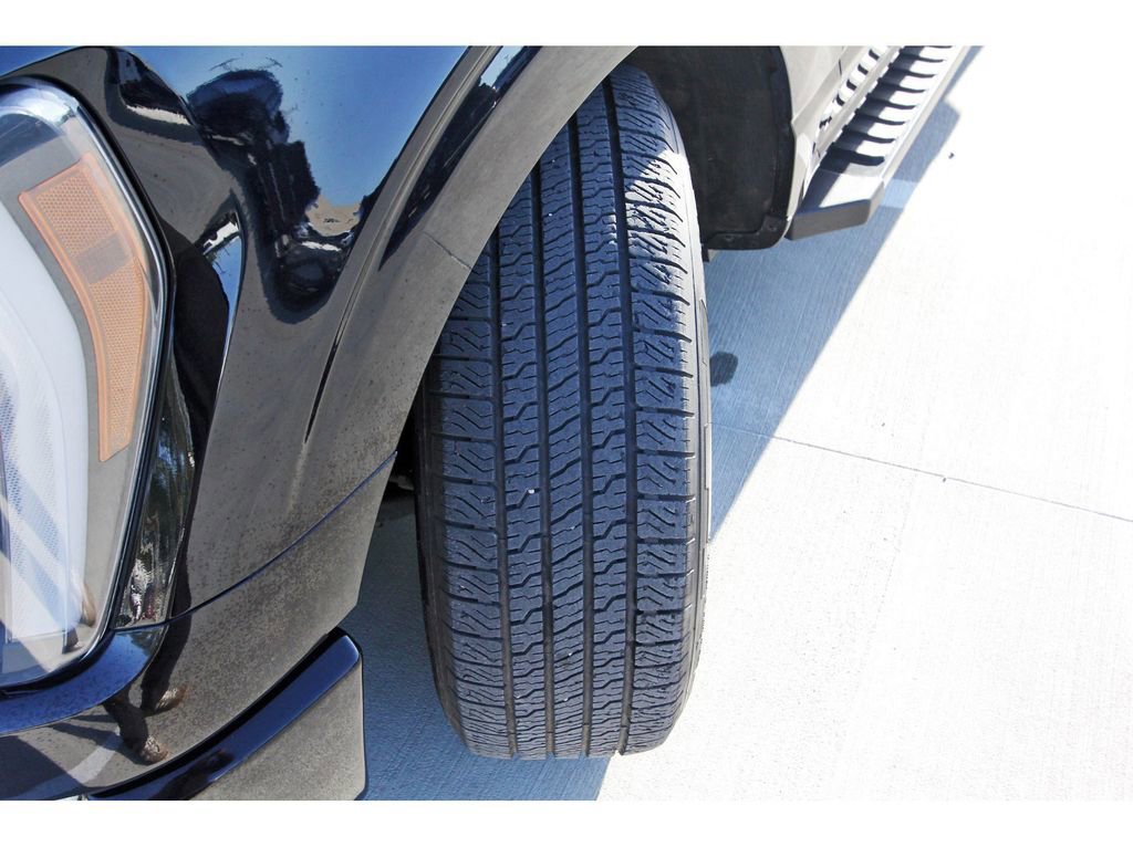 Certified 2022 Ford F150 XLT w/ Equipment Group 301A Mid image 30