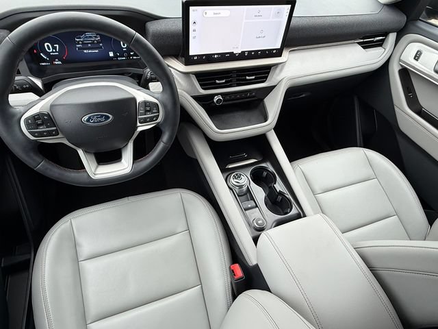 Certified 2025 Ford Explorer Active w/ Active Comfort Package AWD/4WD image 37