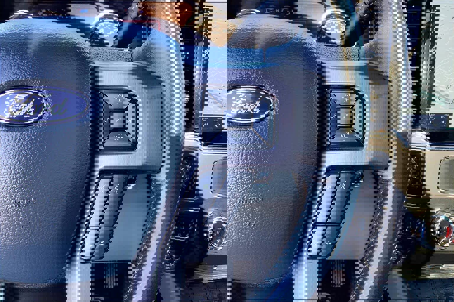 Certified 2022 Ford F250 Limited w/ FX4 Off-Road Package image 22