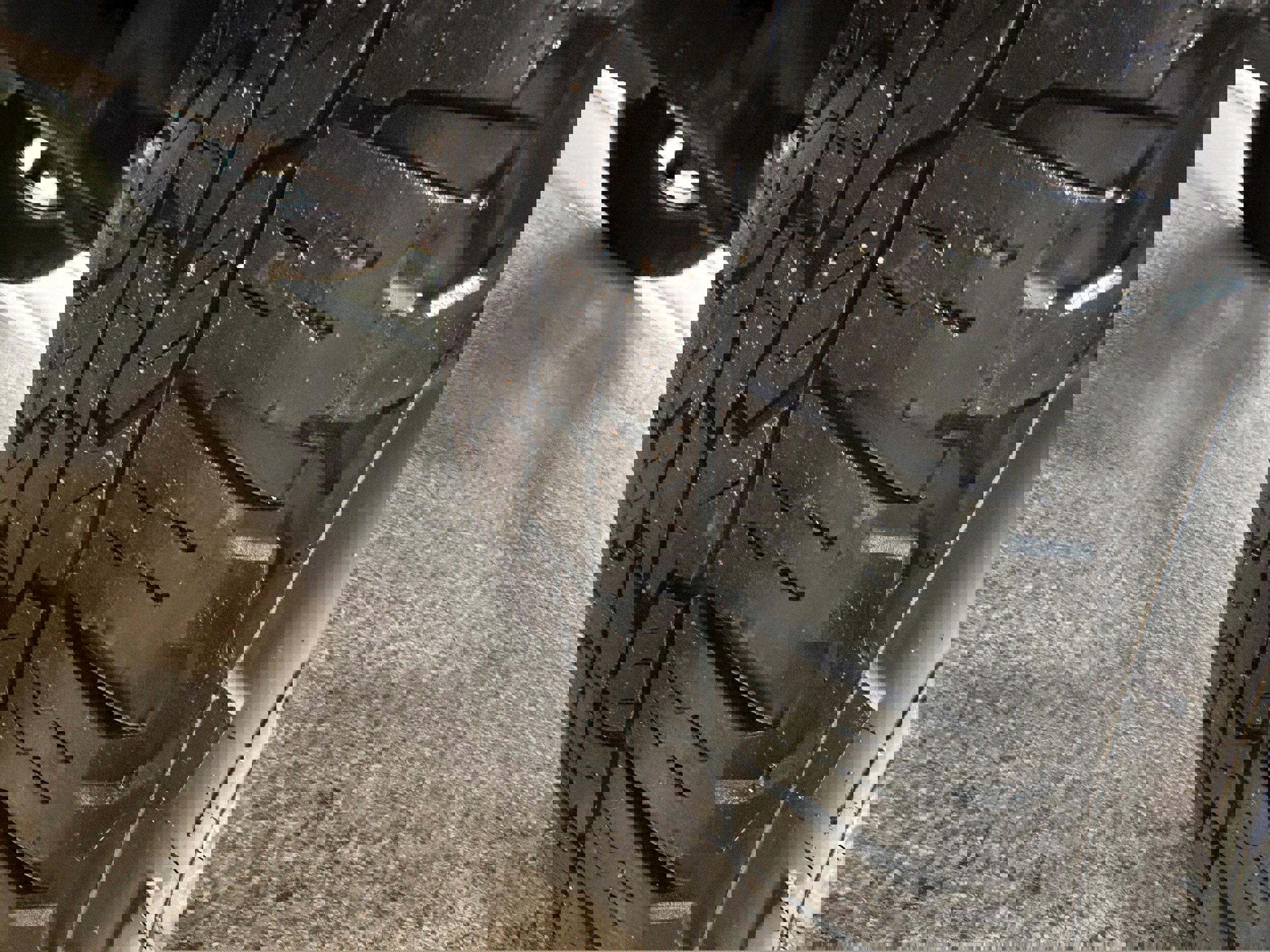 Certified 2020 Ford Explorer XLT w/ Equipment Group 202A image 33