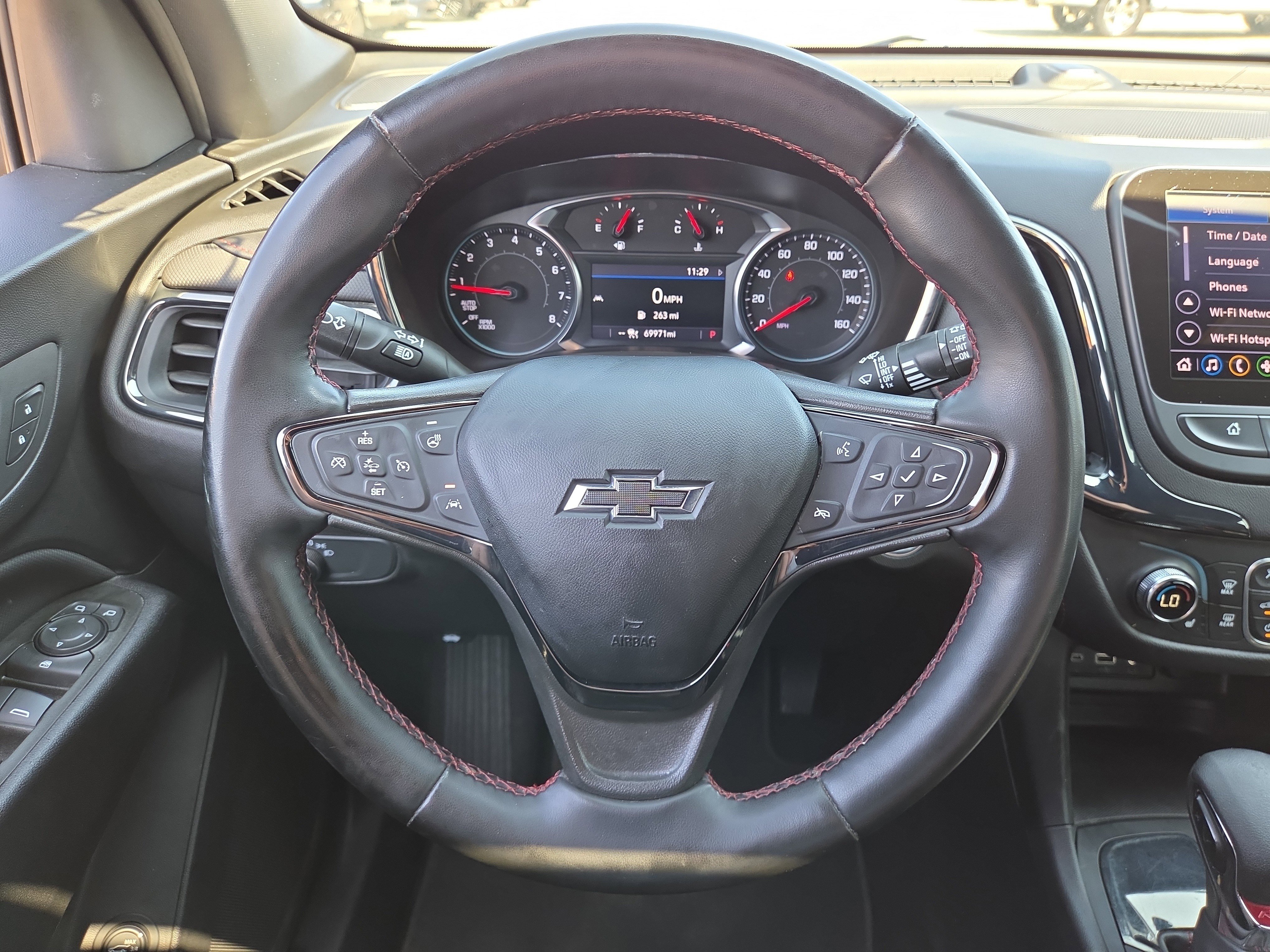 Used 2023 Chevrolet Equinox RS w/ RS Leather Package FWD image 18