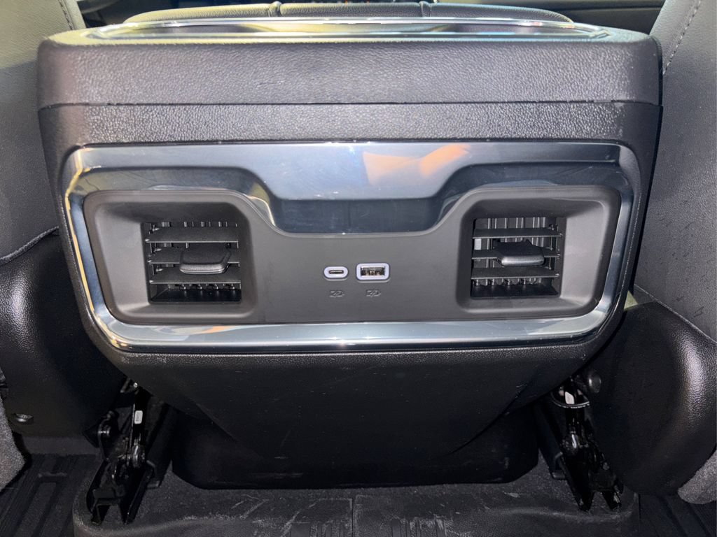 Used 2024 GMC Sierra 1500 Elevation w/ Elevation Premium Package AWD/4WD image 32